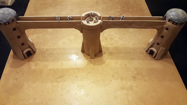 Turm mit Brücke (Zusammen gebaut) Turm mit Brücke (Zusammen gebaut)